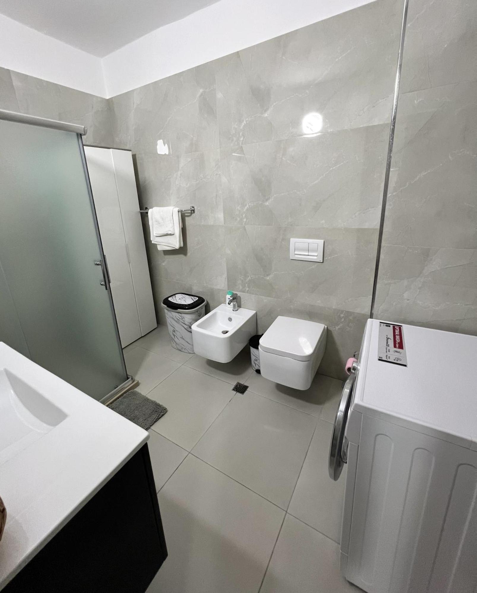 Sea View Apartaments Durres Exterior photo